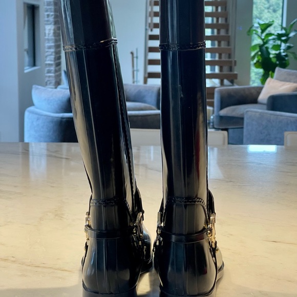 Michael Kors Rainboots - Size 8 - Picture 7 of 10